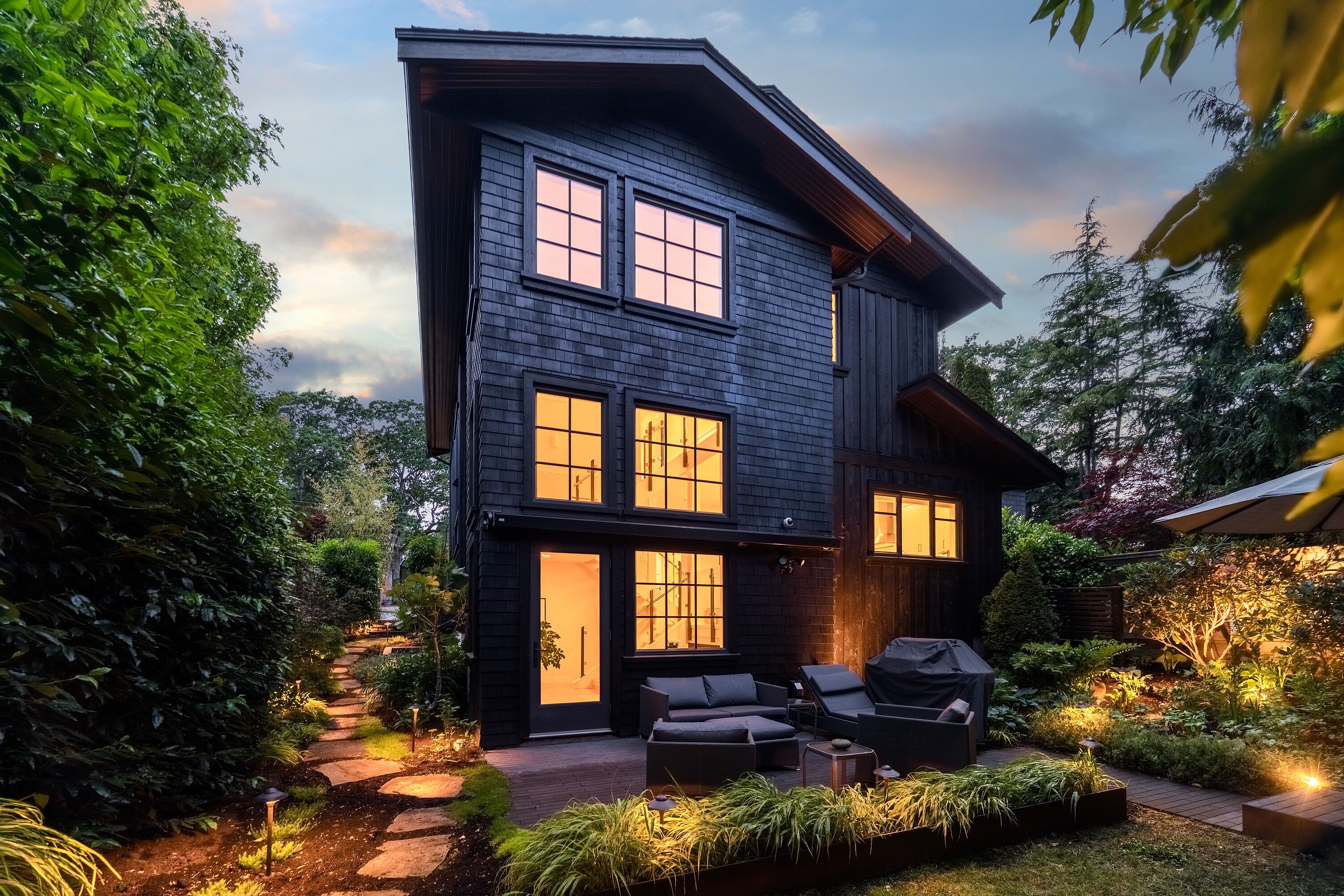  Beautifully Crafted Home - 物件實景