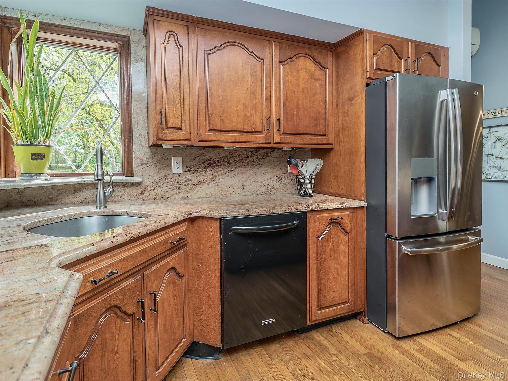  53 Plymouth Drive S, Glen Head, NY, 11545 - 物件實景