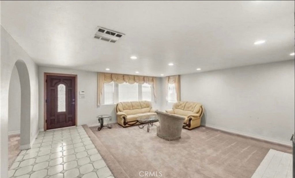 Palmdale, California, 93551, United States, 4 Bedrooms Bedrooms, ,2 BathroomsBathrooms,Residential,For Sale,1940423