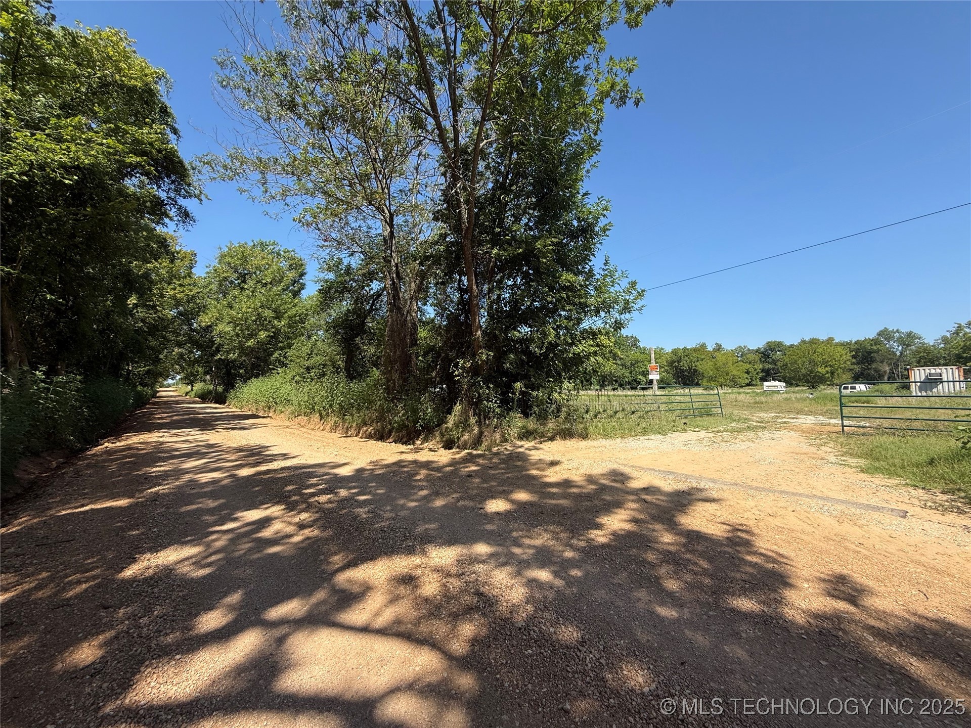 Afton, Oklahoma, 74331, United States, ,Residential,For Sale,1924616