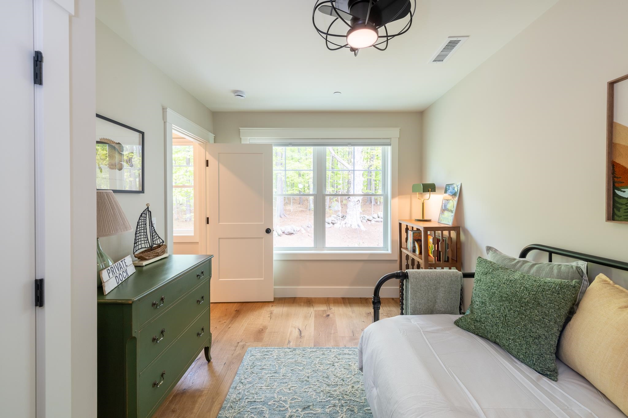 Laconia, New Hampshire, 03246, United States, 3 Bedrooms Bedrooms, ,2 BathroomsBathrooms,Residential,For Sale,1838158