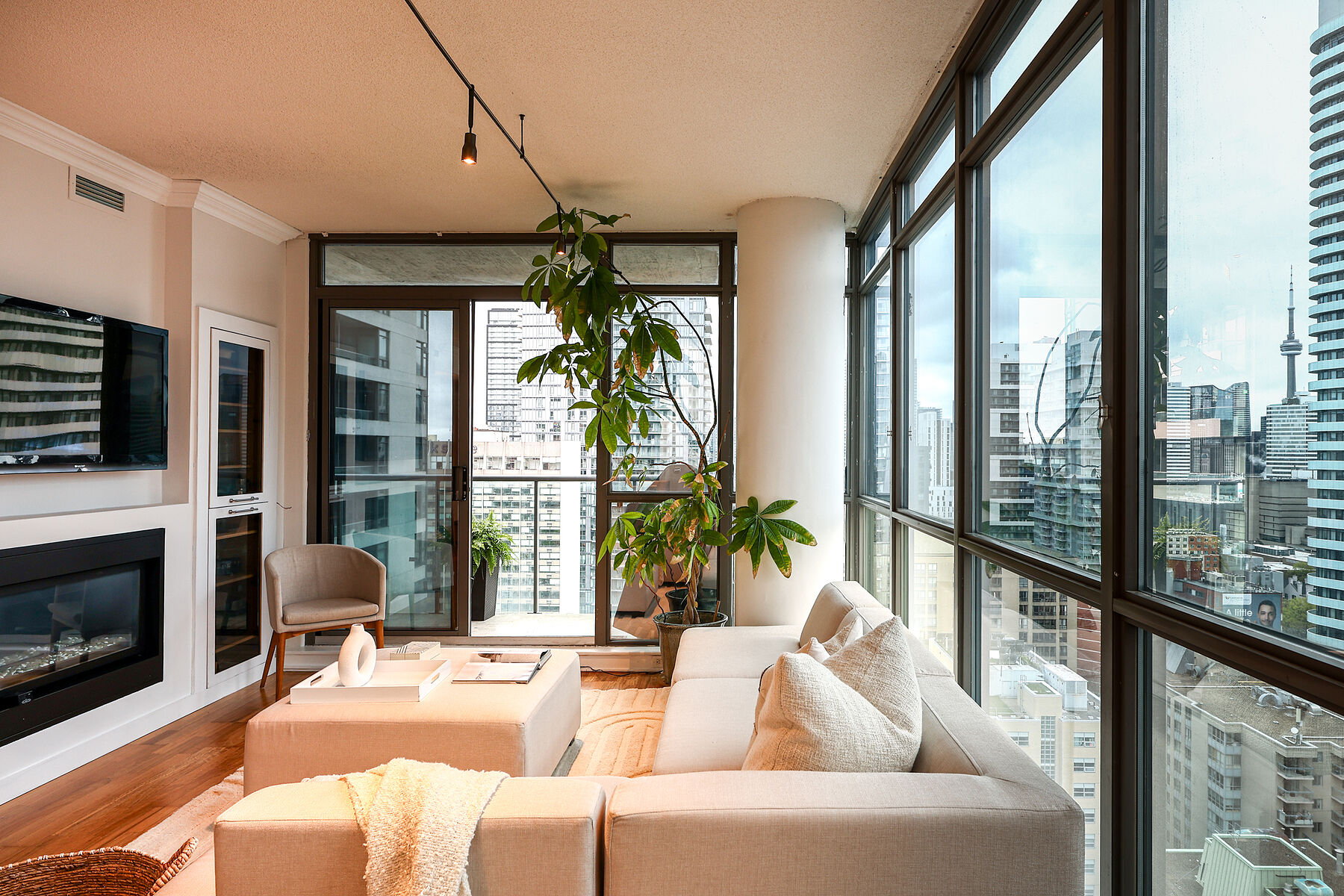  South East & West City Views - 物件實景