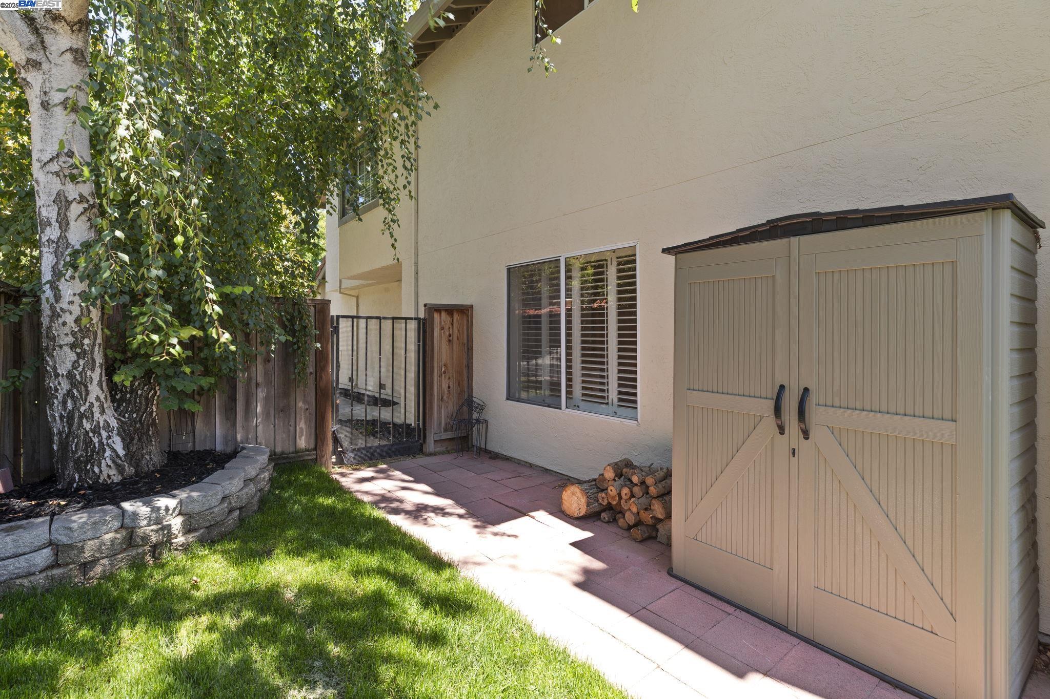 Pleasanton, California, 94566, United States, 4 Bedrooms Bedrooms, ,2 BathroomsBathrooms,Residential,For Sale,1901114