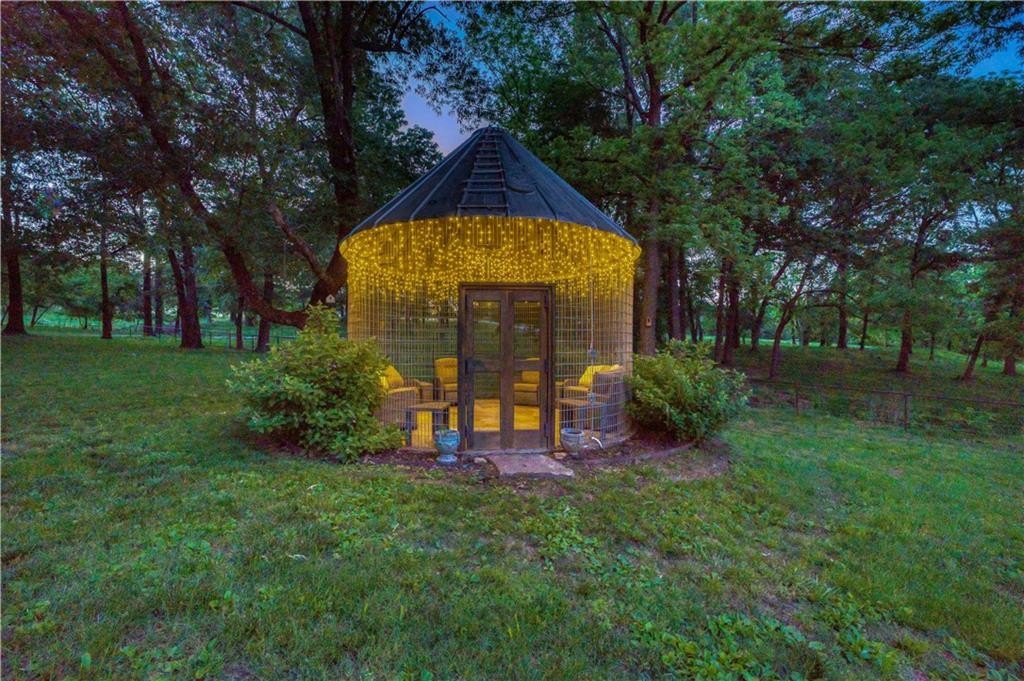 Harrison, Arkansas, 72601, United States, 4 Bedrooms Bedrooms, ,4 BathroomsBathrooms,Residential,For Sale,1763451
