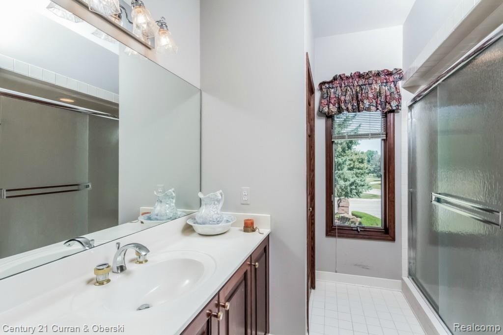 Farmington Hills, Michigan, 48331, United States, 6 Bedrooms Bedrooms, ,7 BathroomsBathrooms,Residential,For Sale,1914340