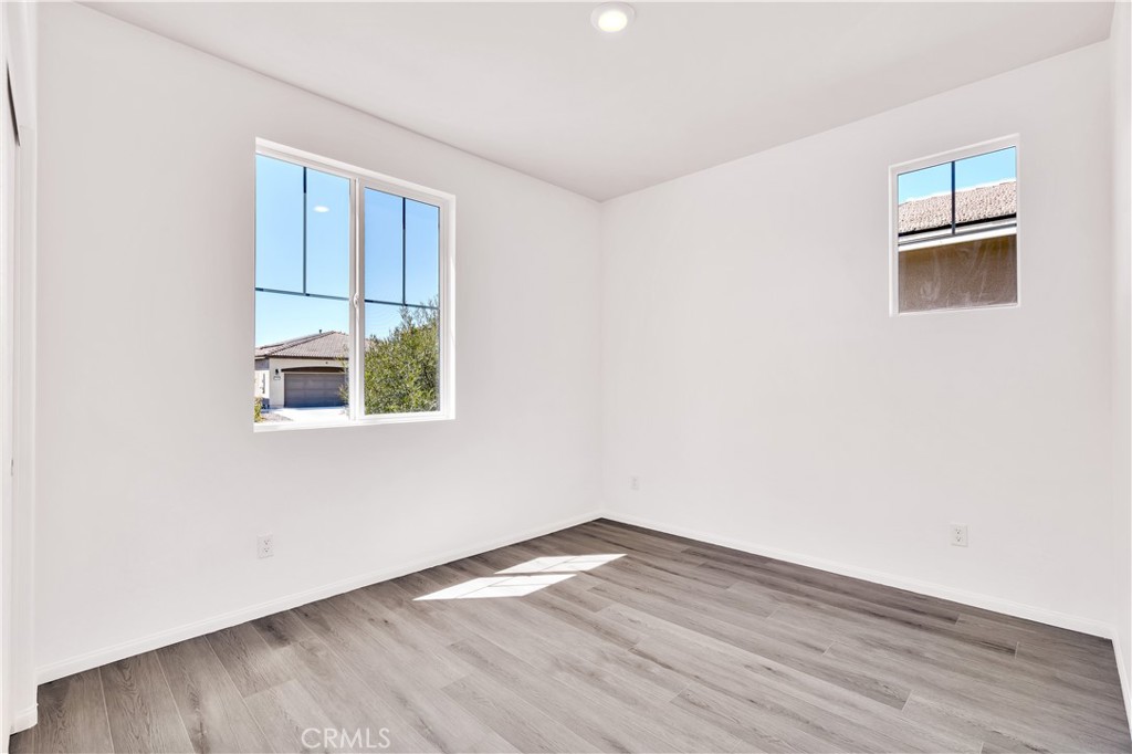 Menifee, California, 92584, United States, 5 Bedrooms Bedrooms, ,3 BathroomsBathrooms,Residential,For Sale,1936987