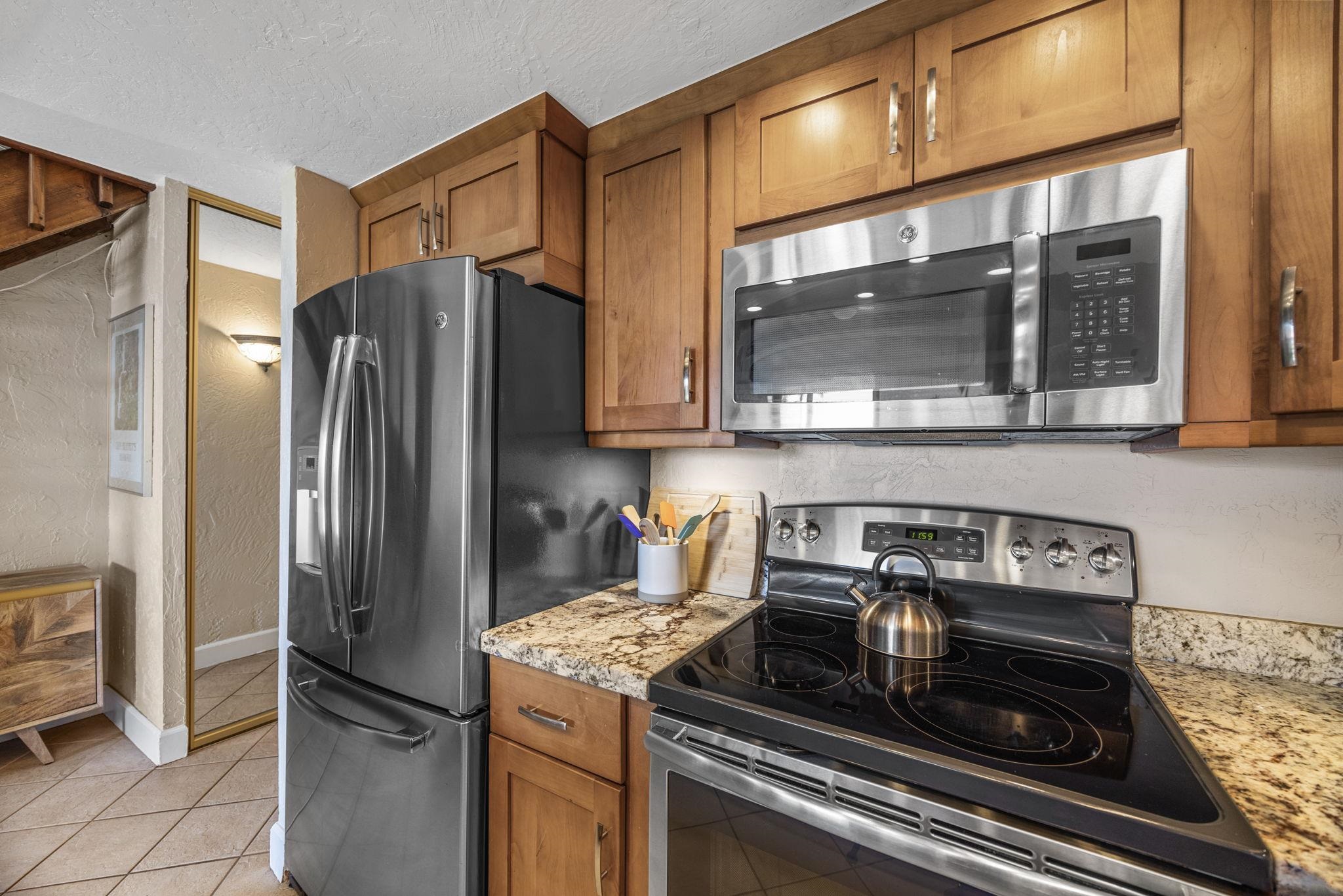 Lahaina, Hawaii, 96761, United States, 2 Bedrooms Bedrooms, ,1 BathroomBathrooms,Residential,For Sale,1848702