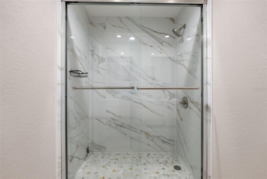 St Petersburg, Florida, 33708, United States, 2 Bedrooms Bedrooms, ,2 BathroomsBathrooms,Residential,For Sale,1963095