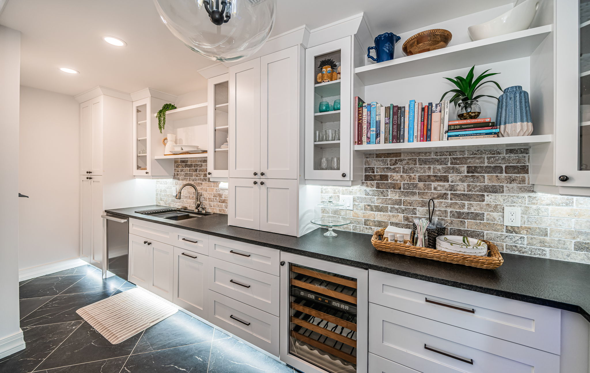 St Petersburg, Florida, 33715, United States, 4 Bedrooms Bedrooms, ,6 BathroomsBathrooms,Residential,For Sale,1978713