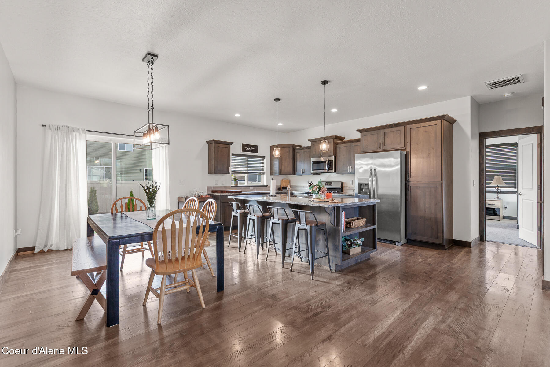 Rathdrum, Idaho, 83858, United States, 3 Bedrooms Bedrooms, ,Residential,For Sale,1989578