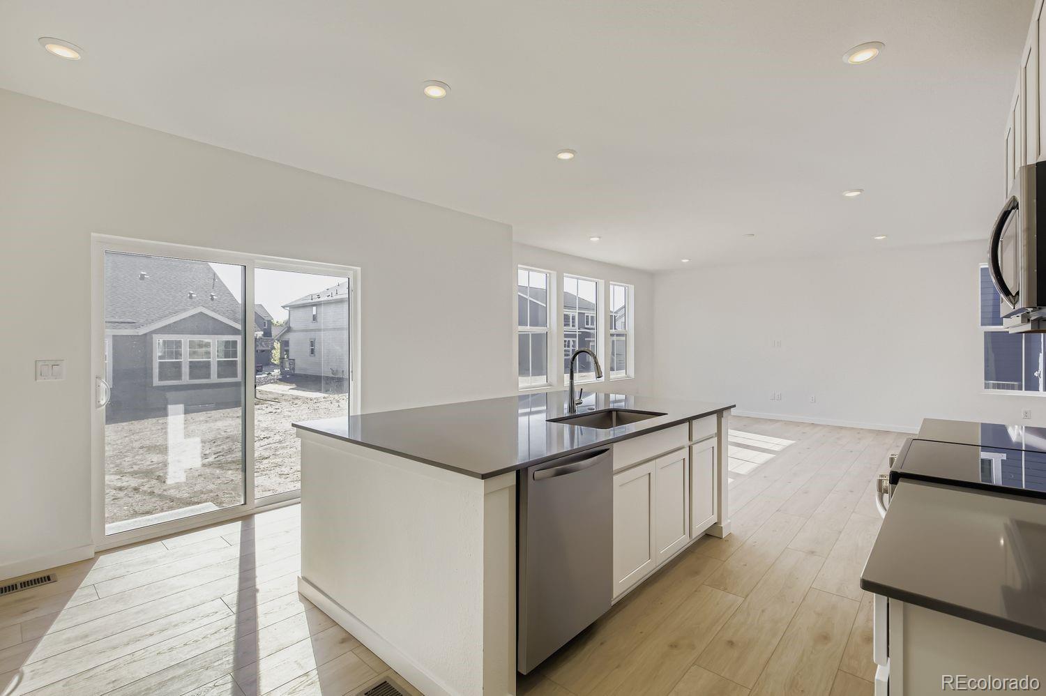 Loveland, Colorado, 80538, United States, 4 Bedrooms Bedrooms, ,2 BathroomsBathrooms,Residential,For Sale,1986259