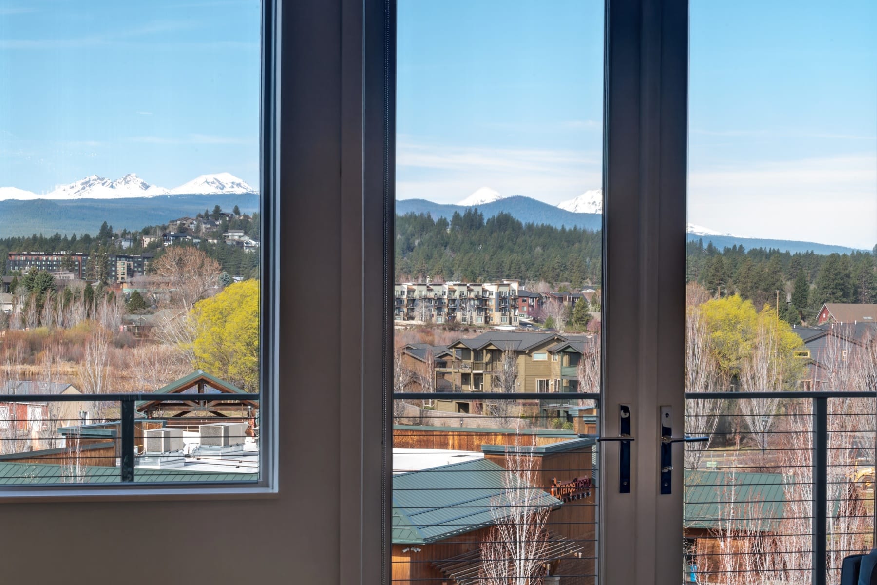  291 SW Bluff Drive #UNIT 320 Bend, OR 97702 - 物件實景