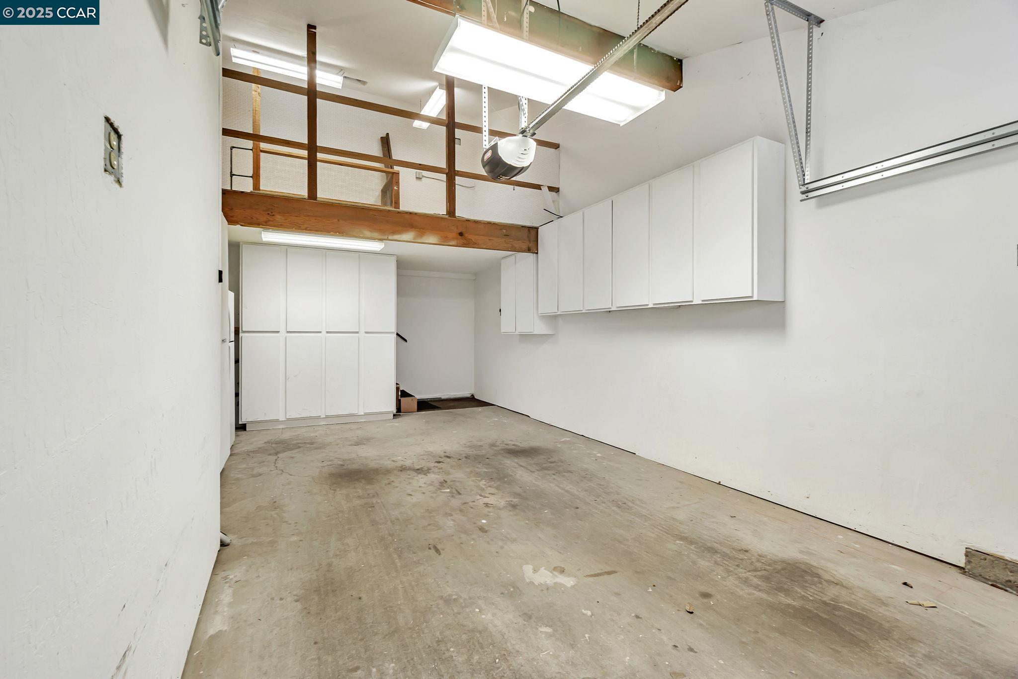 Walnut Creek, California, 94595, United States, 3 Bedrooms Bedrooms, ,2 BathroomsBathrooms,Residential,For Sale,1924398