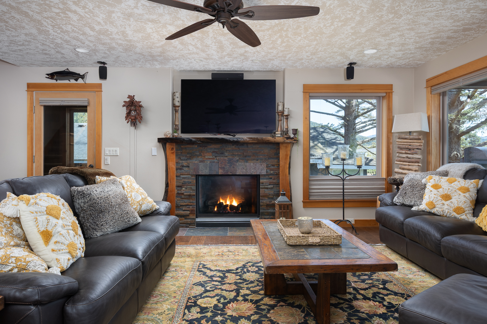 Pacific City, Oregon, 97135, United States, 5 Bedrooms Bedrooms, ,4 BathroomsBathrooms,Residential,For Sale,1998064