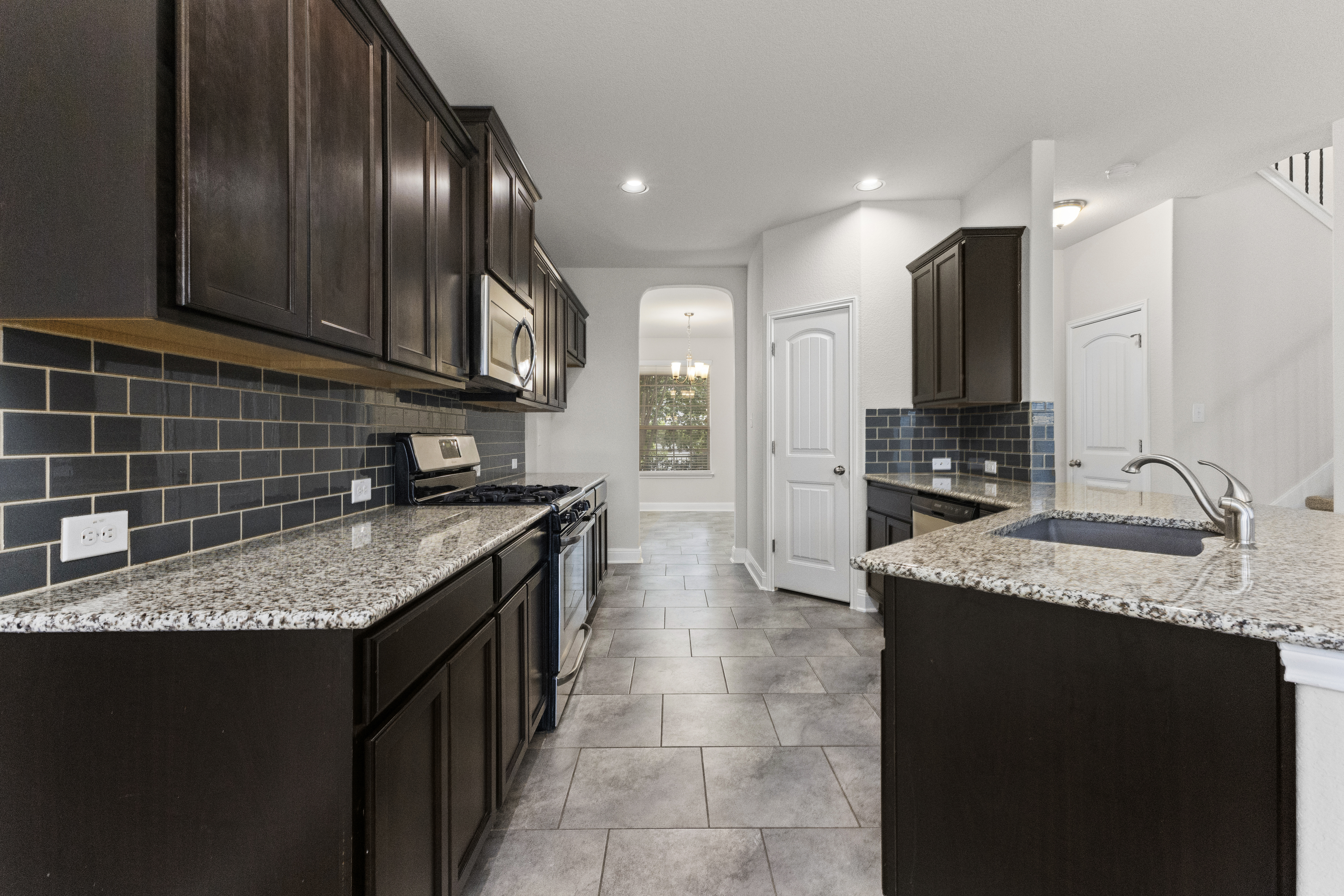  Luxury Living in the Heart of Alamo Ranch - 物件實景