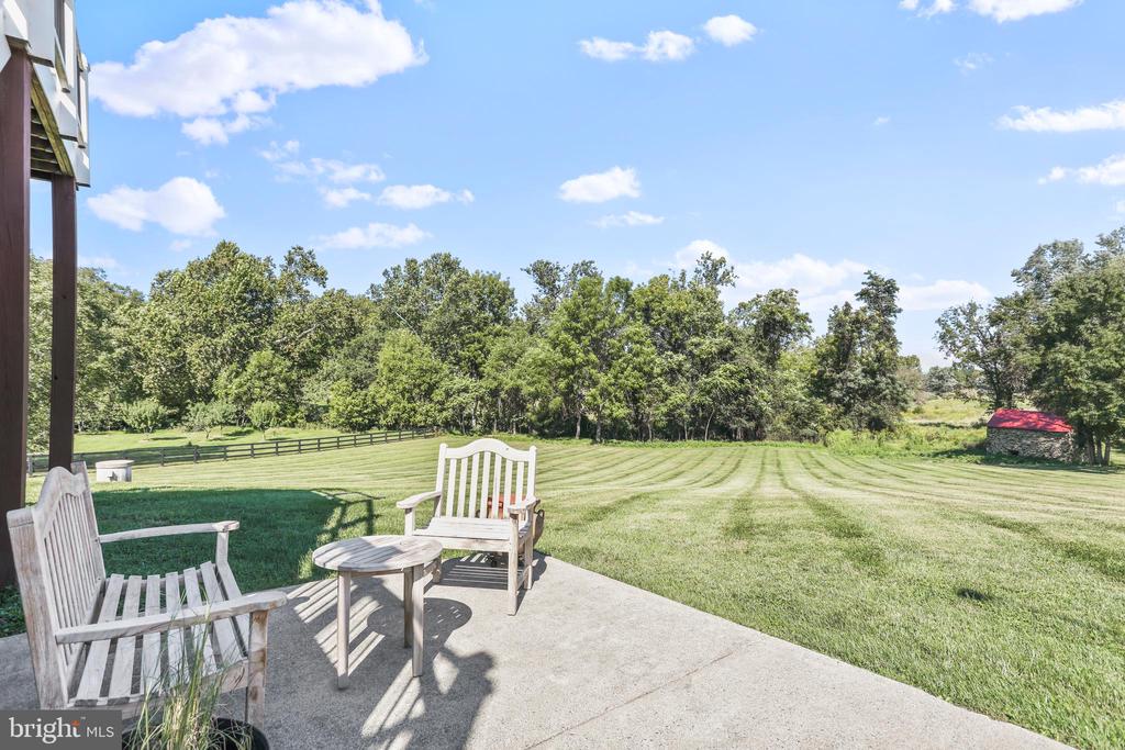 Waterford, Virginia, 20197, United States, 4 Bedrooms Bedrooms, ,5 BathroomsBathrooms,Residential,For Sale,1941290