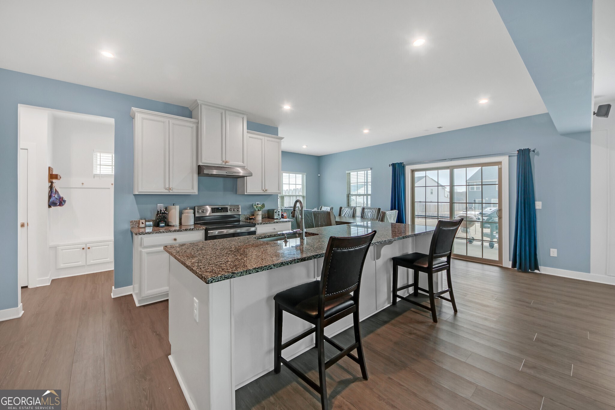 Mcdonough, Georgia, 30253, United States, 5 Bedrooms Bedrooms, ,4 BathroomsBathrooms,Residential,For Sale,1933137