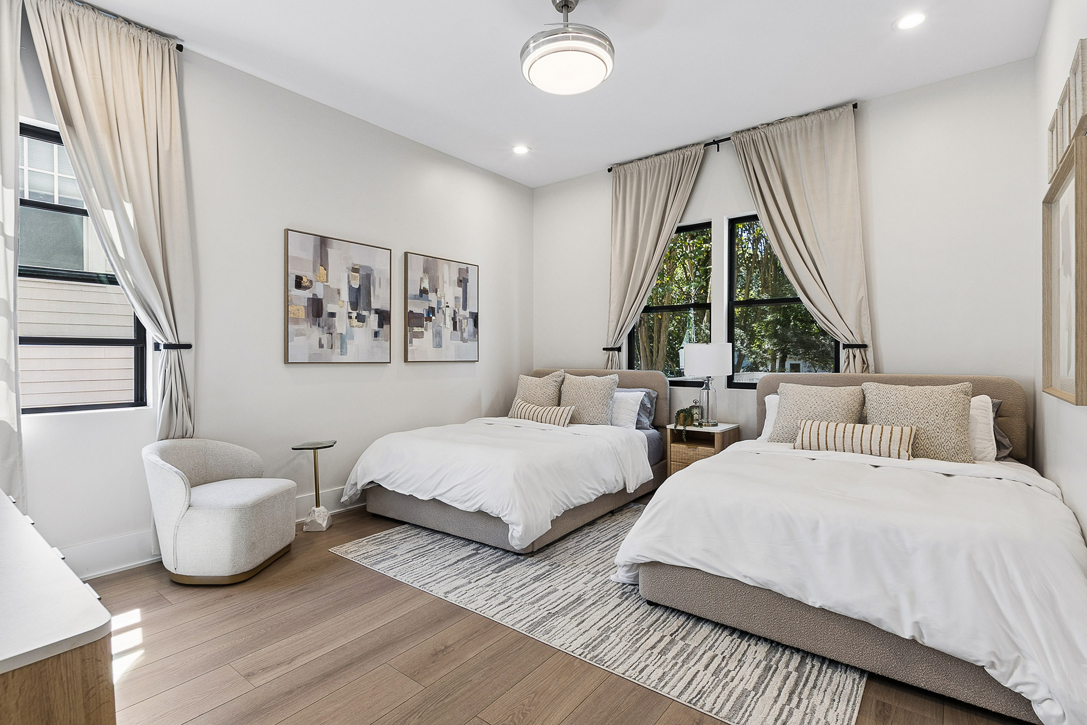  Sophisticated Modern Home in Sought-after Loring Heights - 物件實景