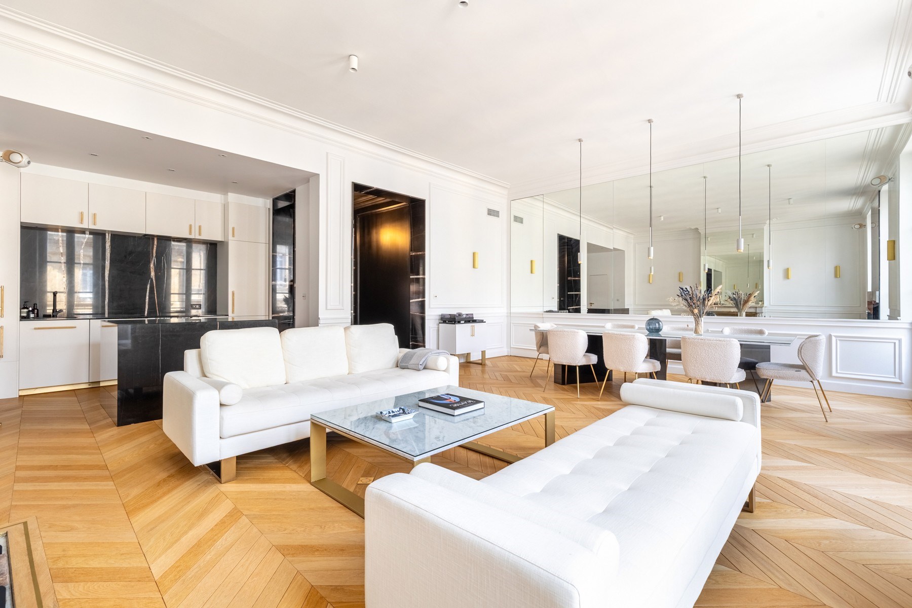  BORDEAUX – TRIANGLE AREA – EXQUISITE BOURGEOIS APARTMENT – 2 BEDROOMS – LIFT - 物件實景