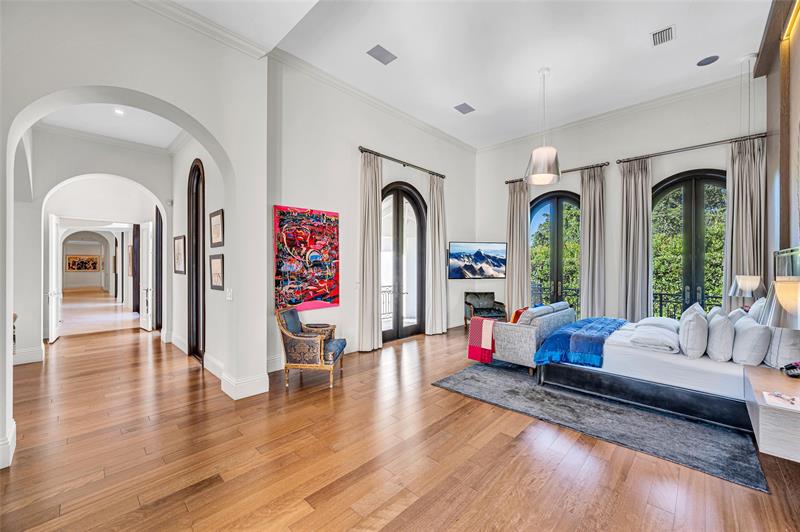 Miami, Florida, 33143, United States, 8 Bedrooms Bedrooms, ,10 BathroomsBathrooms,Residential,For Sale,1989350