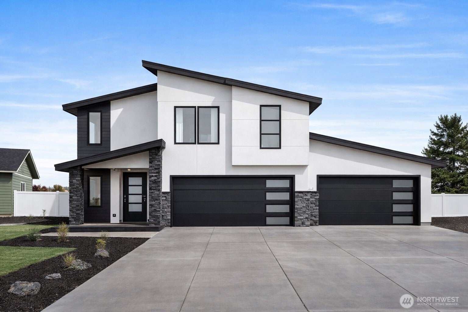 Bluff West Dr, Moses Lake, WA 98837