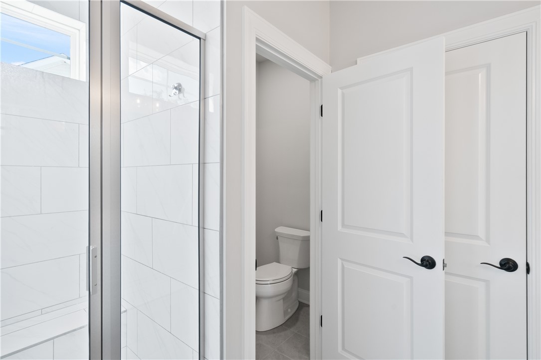 North Strabane, Pennsylvania, 15330, United States, 4 Bedrooms Bedrooms, ,4 BathroomsBathrooms,Residential,For Sale,1940501