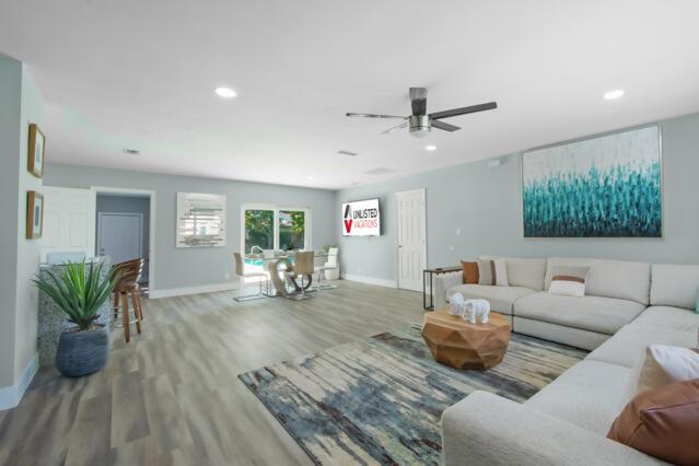 West Palm Beach, Florida, 33407, United States, 4 Bedrooms Bedrooms, ,2 BathroomsBathrooms,Residential,For Sale,1978414