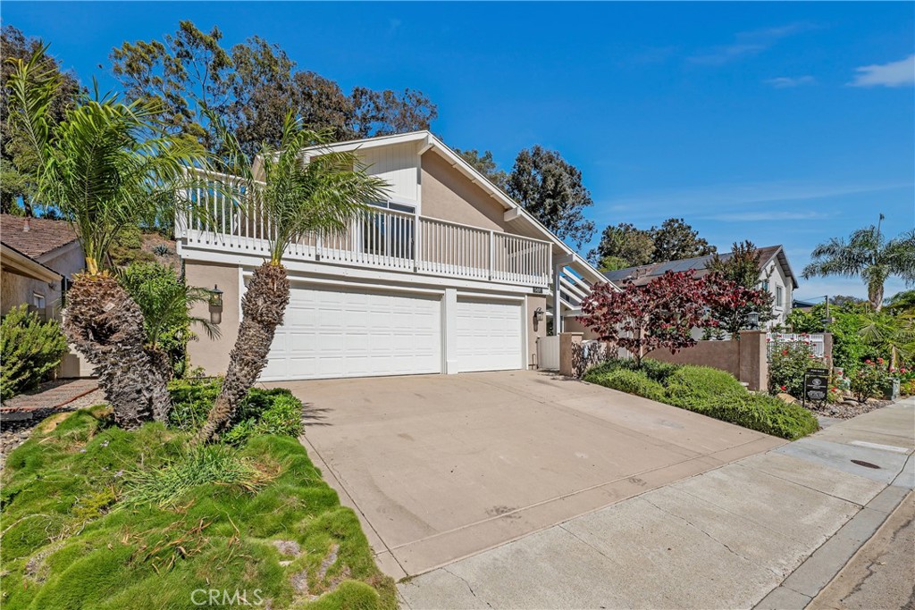 La Jolla, California, 92037, United States, 6 Bedrooms Bedrooms, ,3 BathroomsBathrooms,Residential,For Sale,1901243