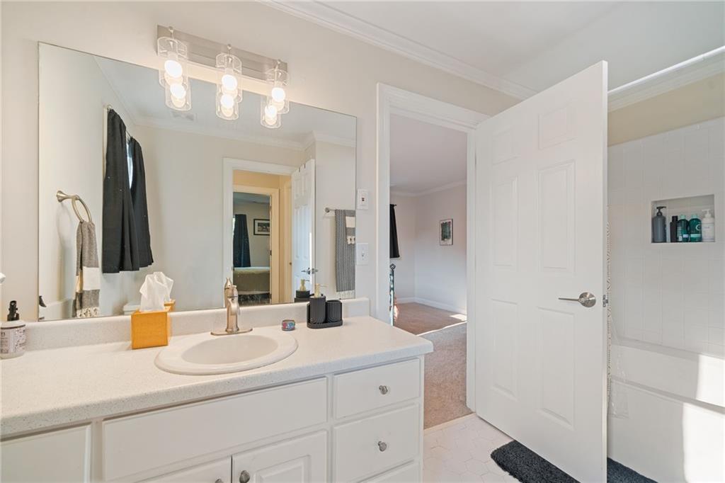 Loganville, Georgia, 30052, United States, 4 Bedrooms Bedrooms, ,4 BathroomsBathrooms,Residential,For Sale,1928293