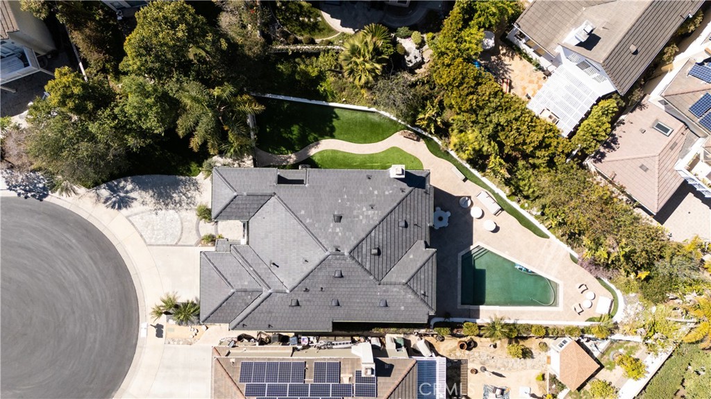 Huntington Beach, California, 92648, United States, 5 Bedrooms Bedrooms, ,1 BathroomBathrooms,Residential,For Sale,1732032