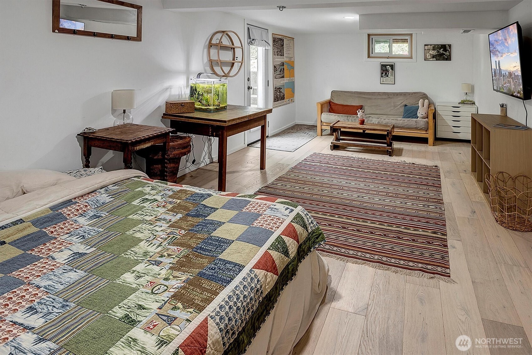 Seattle, Washington, 98108, United States, 4 Bedrooms Bedrooms, ,2 BathroomsBathrooms,Residential,For Sale,1912316