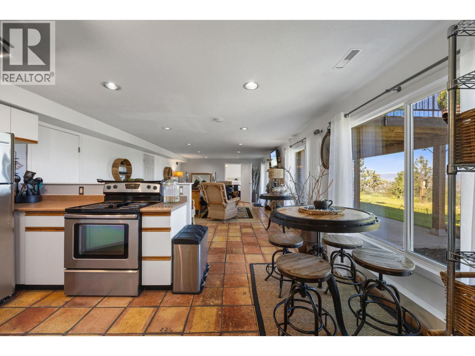 WEST KELOWNA, British Columbia, V4T 1B4, CA, 4 Bedrooms Bedrooms, ,3 BathroomsBathrooms,Residential,For Sale,1950136