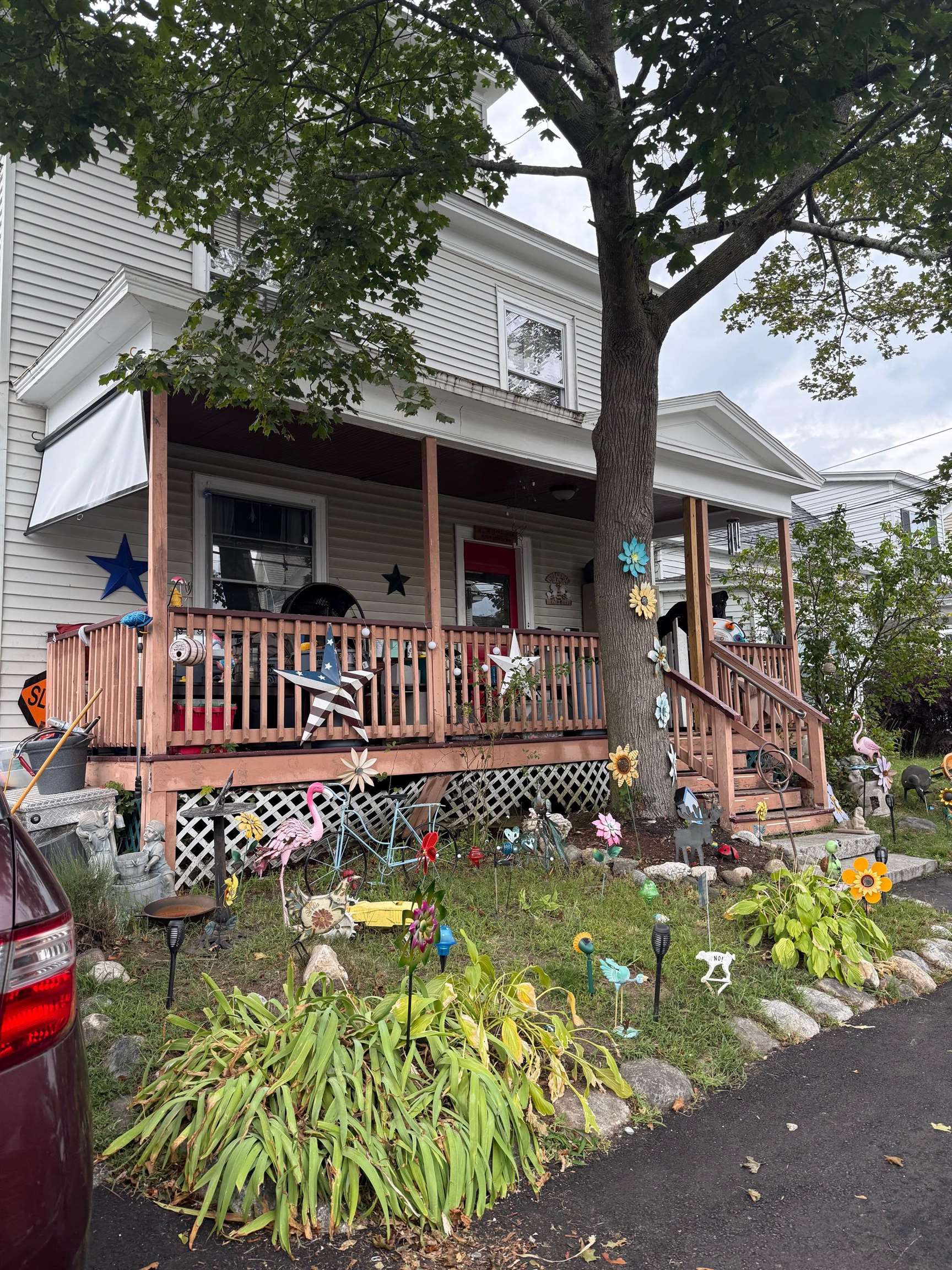 Manchester, New Hampshire, 03104, United States, ,Residential,For Sale,1955454