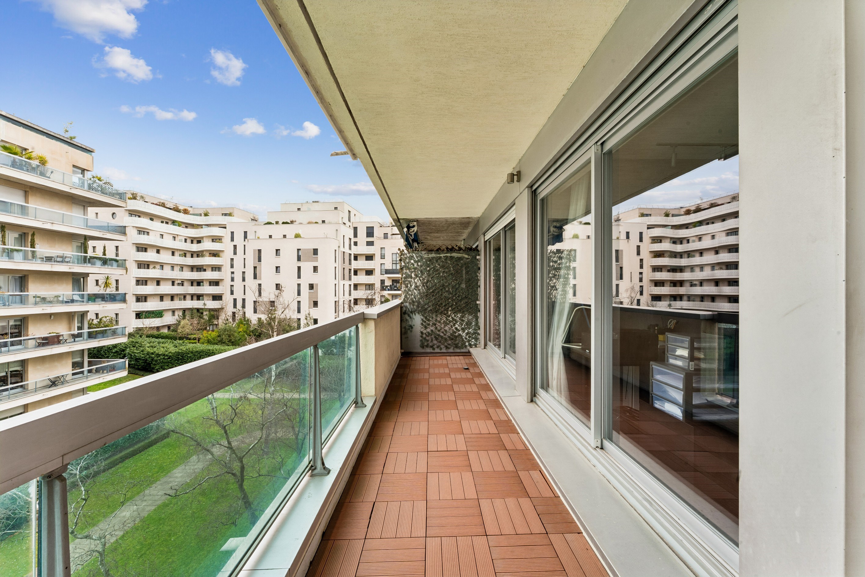  Elegant Apartment with Terrace – Neuilly-sur-Seine - 物件實景