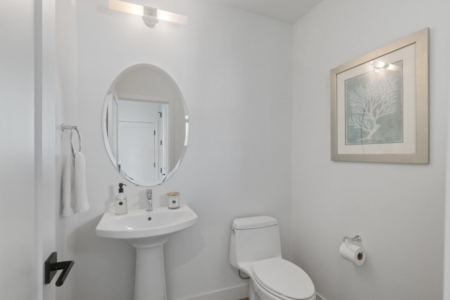 Pacifica, California, 94044, United States, 3 Bedrooms Bedrooms, ,3 BathroomsBathrooms,Residential,For Sale,2002180