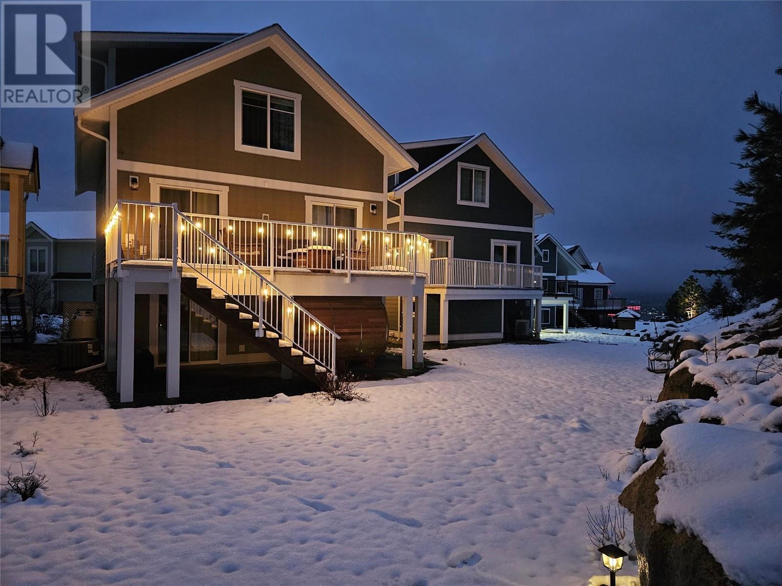 KELOWNA, British Columbia, V1Z 3R8, CA, 3 Bedrooms Bedrooms, ,3 BathroomsBathrooms,Residential,For Sale,1951197