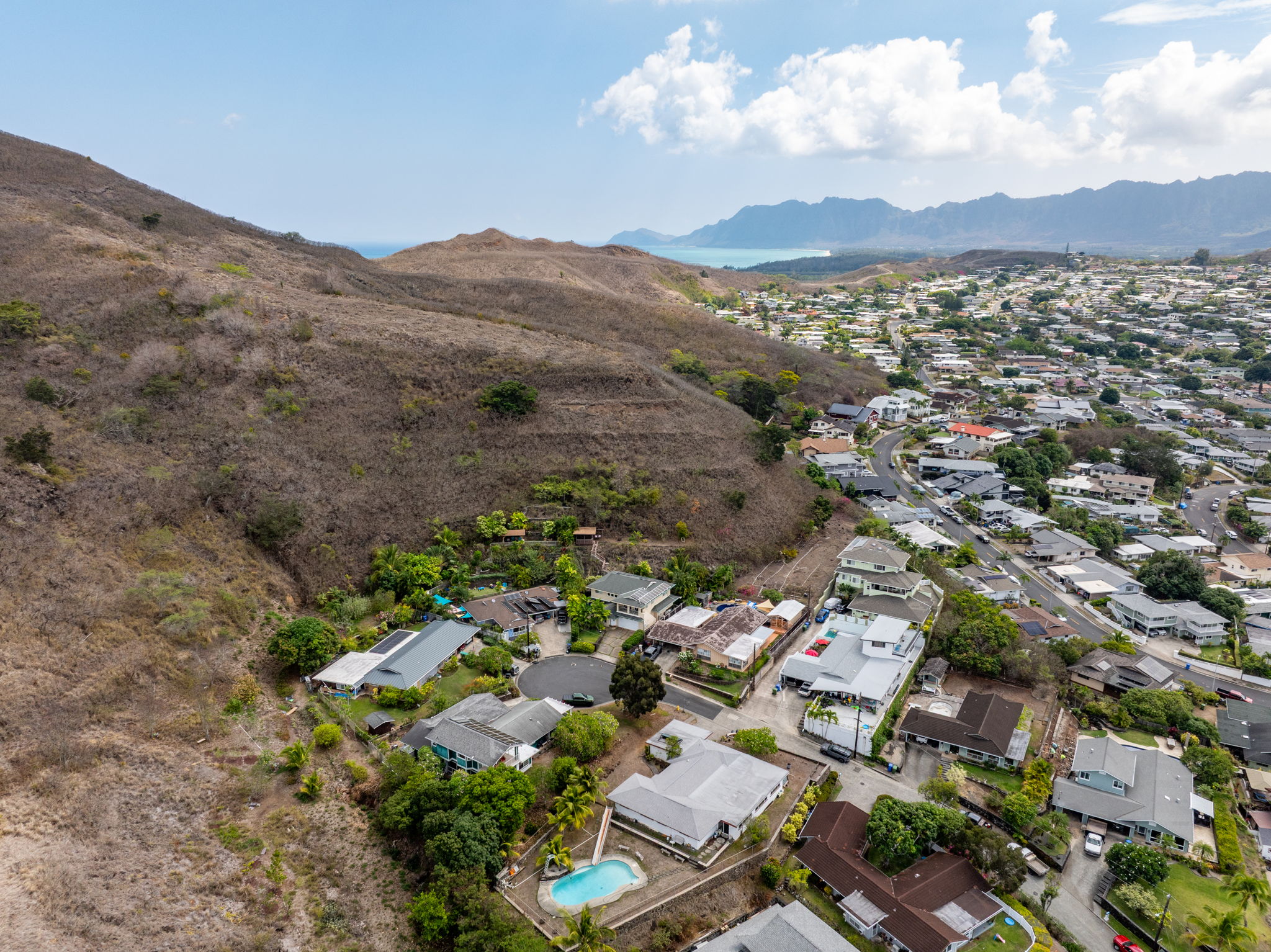 Kailua, Hawaii, 96734, United States, 6 Bedrooms Bedrooms, ,4 BathroomsBathrooms,Residential,For Sale,1981977