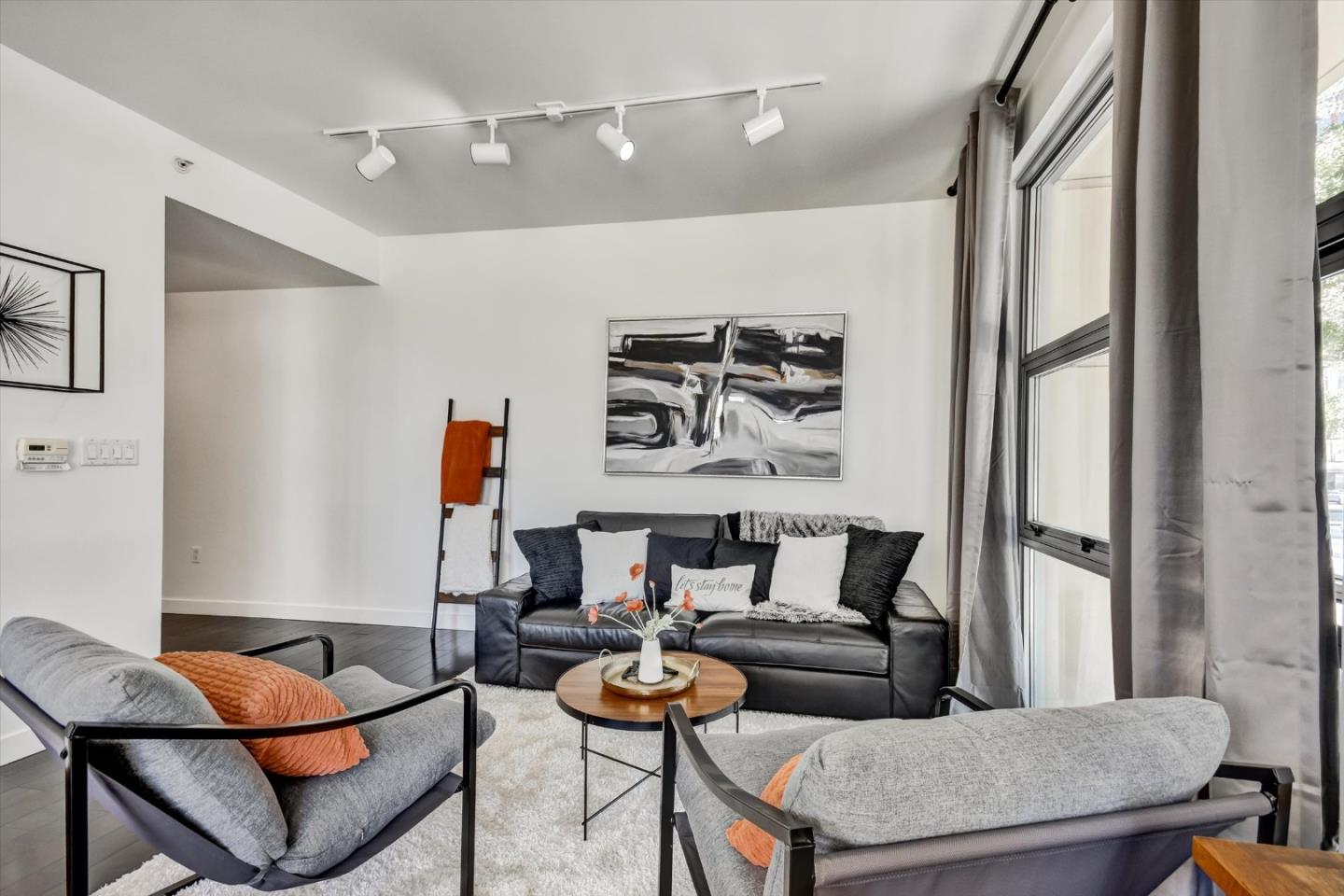 San Jose, California, 95110, United States, 2 Bedrooms Bedrooms, ,2 BathroomsBathrooms,Residential,For Sale,1910782