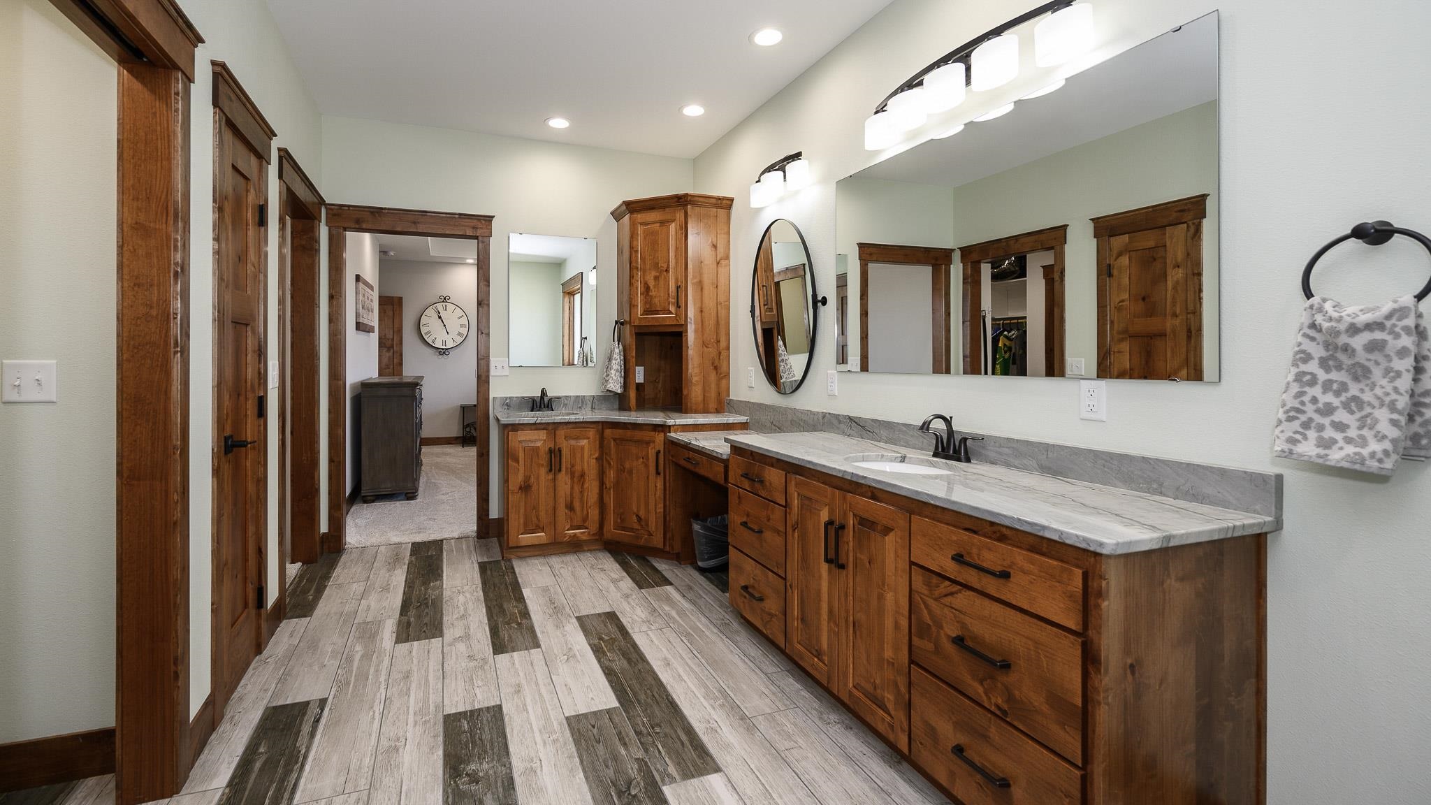 Bismarck, North Dakota, 58503, United States, 3 Bedrooms Bedrooms, ,2 BathroomsBathrooms,Residential,For Sale,1995380