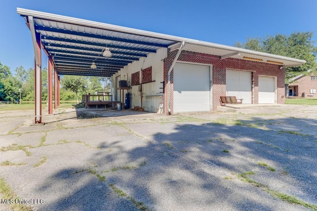 Vancleave, Mississippi, 39565, United States, 3 Bedrooms Bedrooms, ,3 BathroomsBathrooms,Residential,For Sale,1975033