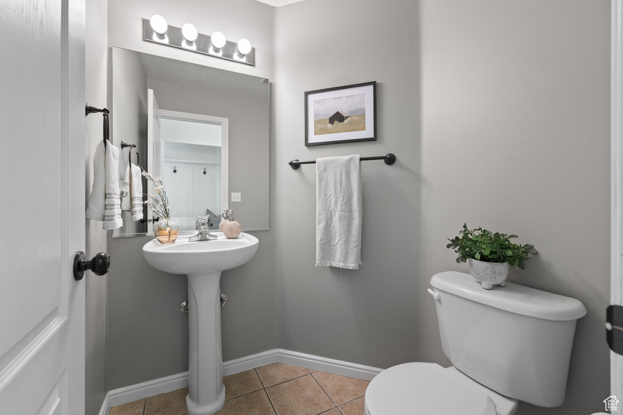 West Jordan, Utah, 84084, United States, 4 Bedrooms Bedrooms, ,3 BathroomsBathrooms,Residential,For Sale,1867498