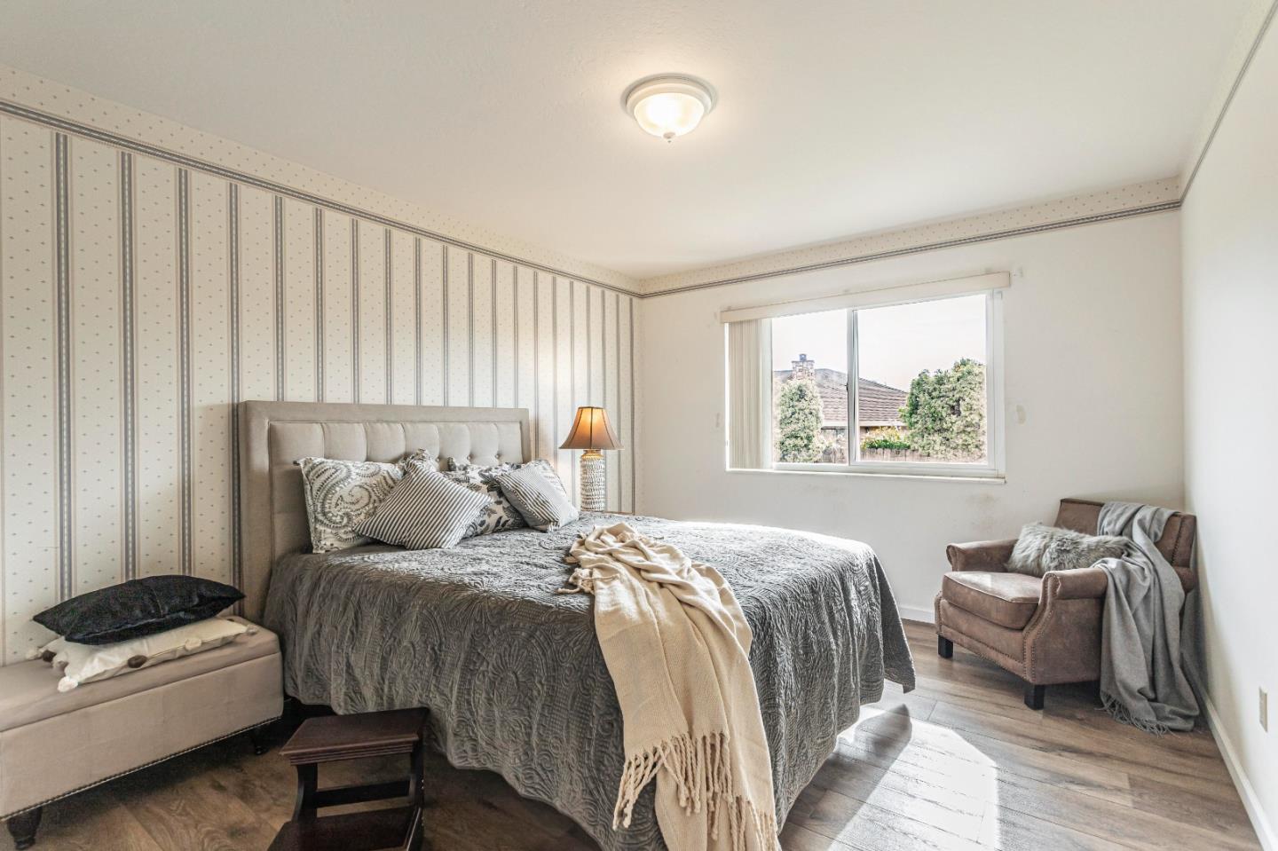 Hollister, California, 95023, United States, 4 Bedrooms Bedrooms, ,3 BathroomsBathrooms,Residential,For Sale,1750657