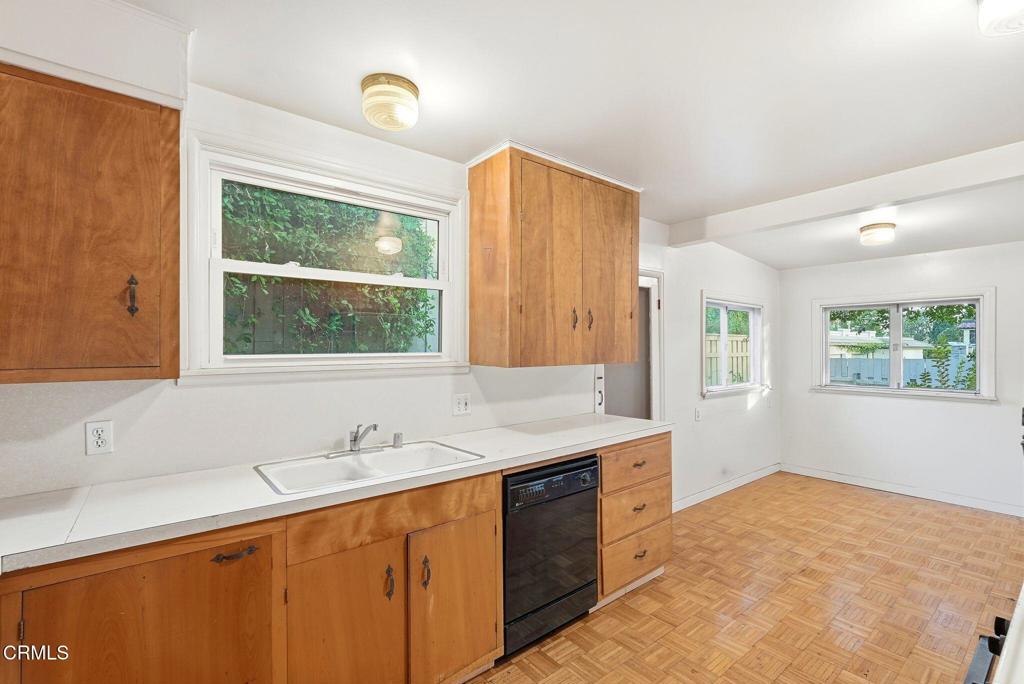 Pasadena, California, 91104, United States, 3 Bedrooms Bedrooms, ,1 BathroomBathrooms,Residential,For Sale,1993428