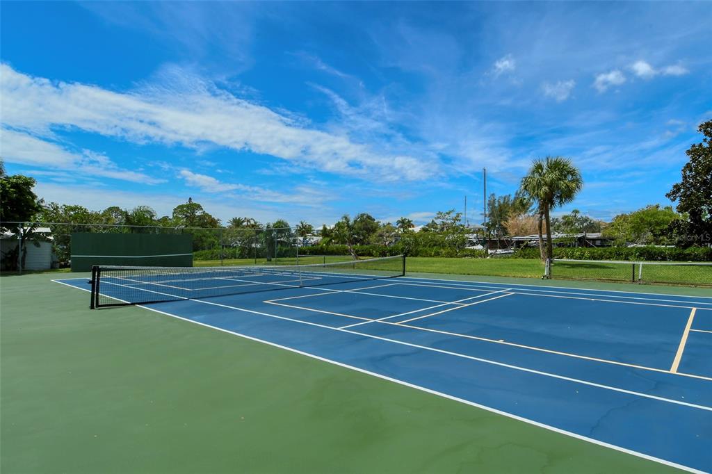 Cortez, Florida, 34215, United States, 3 Bedrooms Bedrooms, ,2 BathroomsBathrooms,Residential,For Sale,1736296