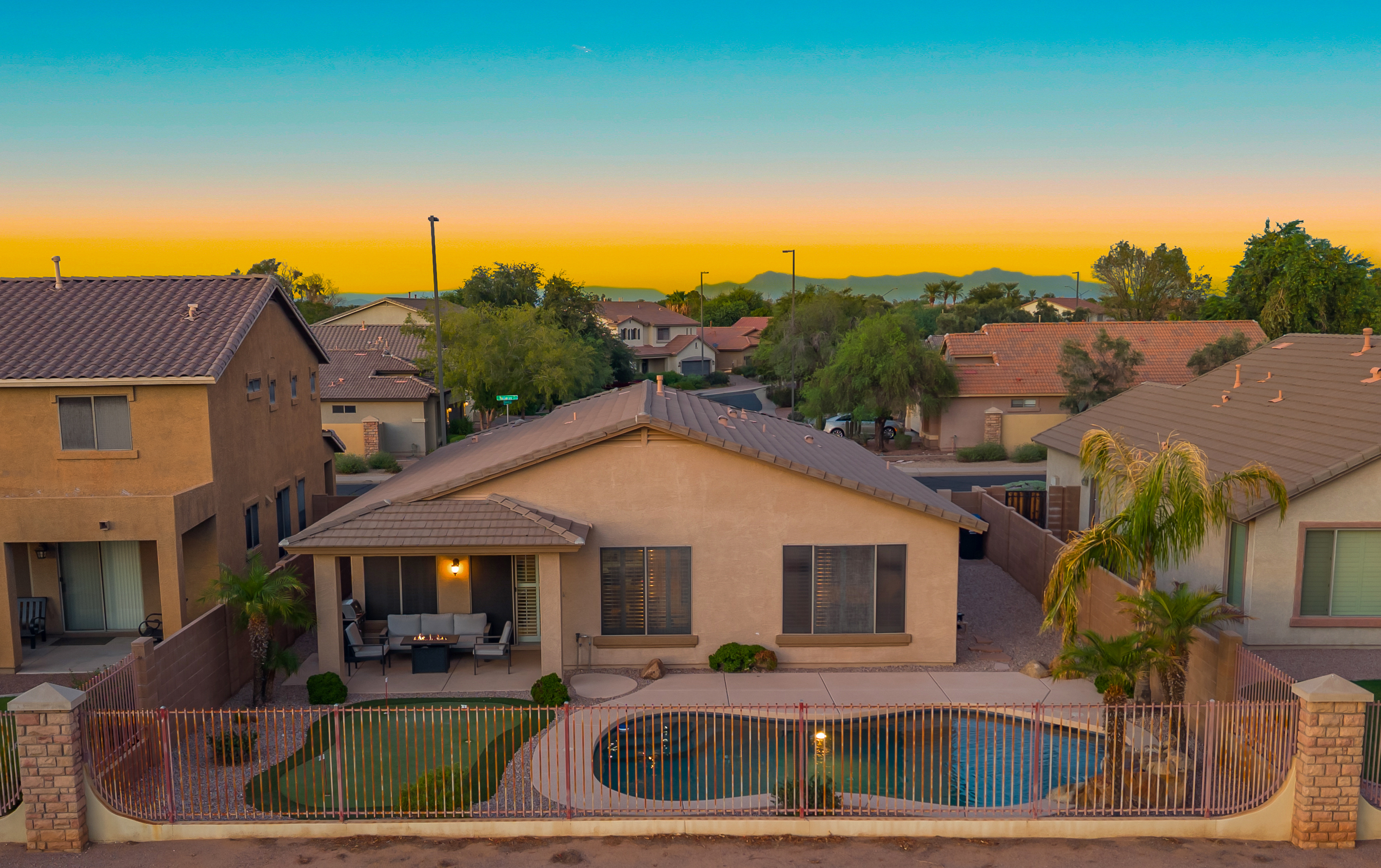  3605 E Meadowview Drive¦Gilbert, AZ - 物件實景