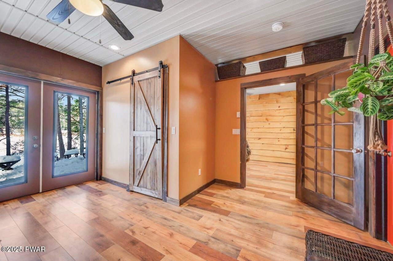 Dingmans Ferry, Pennsylvania, 18328, United States, 2 Bedrooms Bedrooms, ,1 BathroomBathrooms,Residential,For Sale,2006132