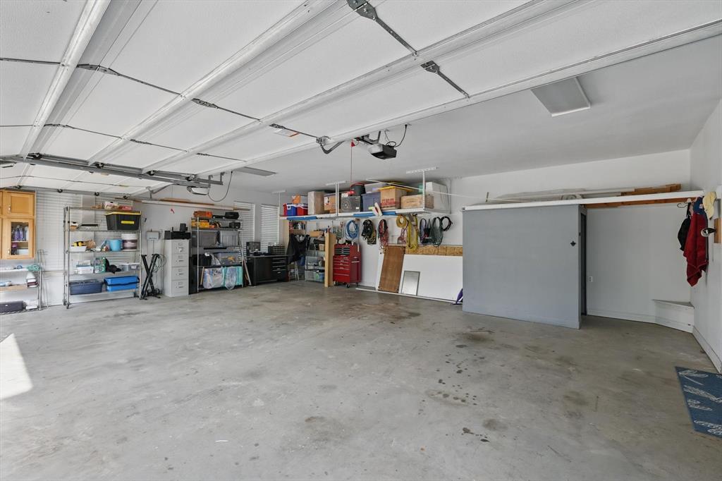 Denton, Texas, 76208, United States, 4 Bedrooms Bedrooms, ,6 BathroomsBathrooms,Residential,For Sale,1980509