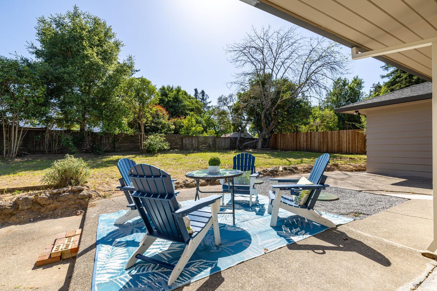 Sebastopol, California, 95472, United States, 2 Bedrooms Bedrooms, ,1 BathroomBathrooms,Residential,For Sale,2048872
