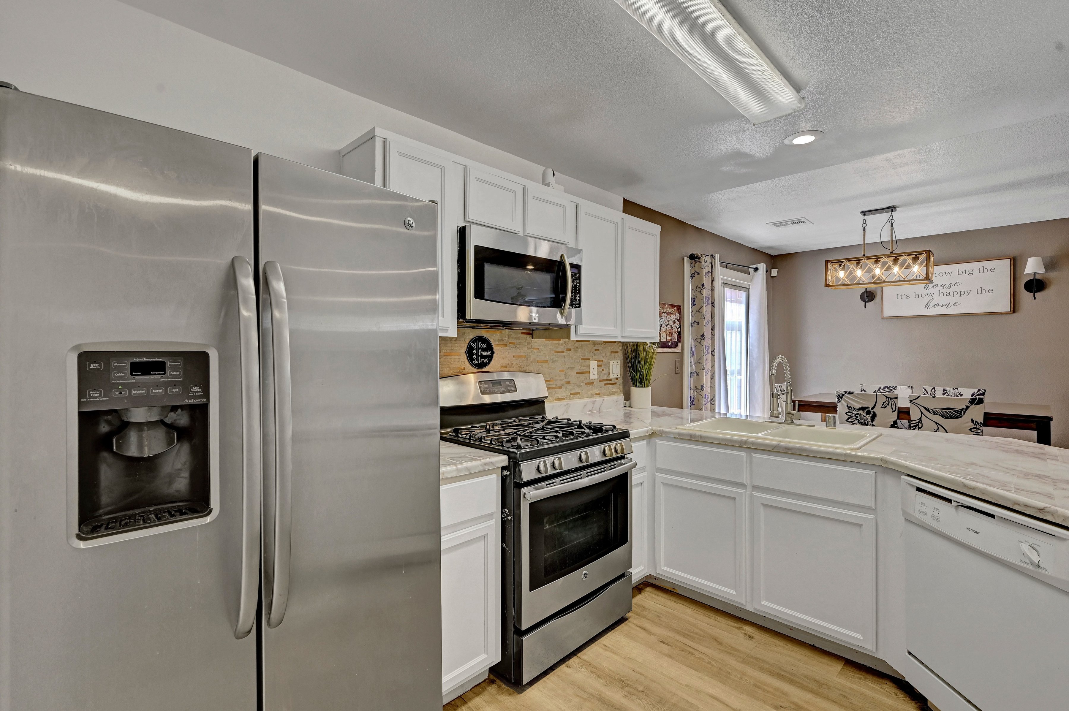  Charming Move-In Ready Home in the Heart of Silverado Ranch - 物件實景