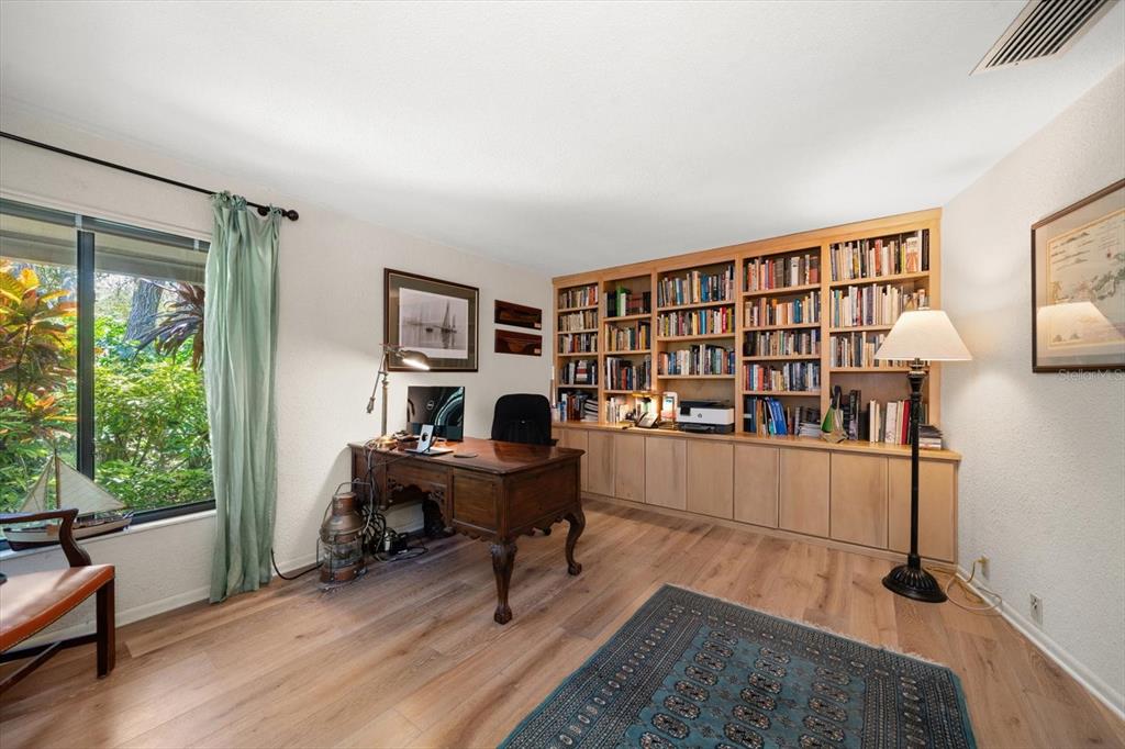 Dunedin, Florida, 34698, United States, 4 Bedrooms Bedrooms, ,3 BathroomsBathrooms,Residential,For Sale,1995790